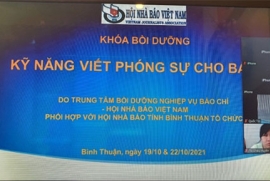Bồi dưỡng kỹ năng viết phóng sự cho báo in tại Bình Thuận