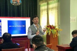 Khai giảng khoá bồi dưỡng “Tổ chức và sản xuất tác phẩm báo chí đa phương tiện trên báo điện tử” tại Lạng Sơn